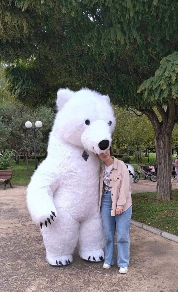 Giant Polar Bear Service - Kose Bose